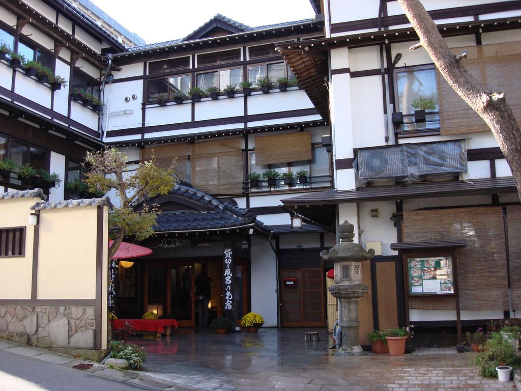 Ekinariya Ryokan Kusatsu  Luaran gambar